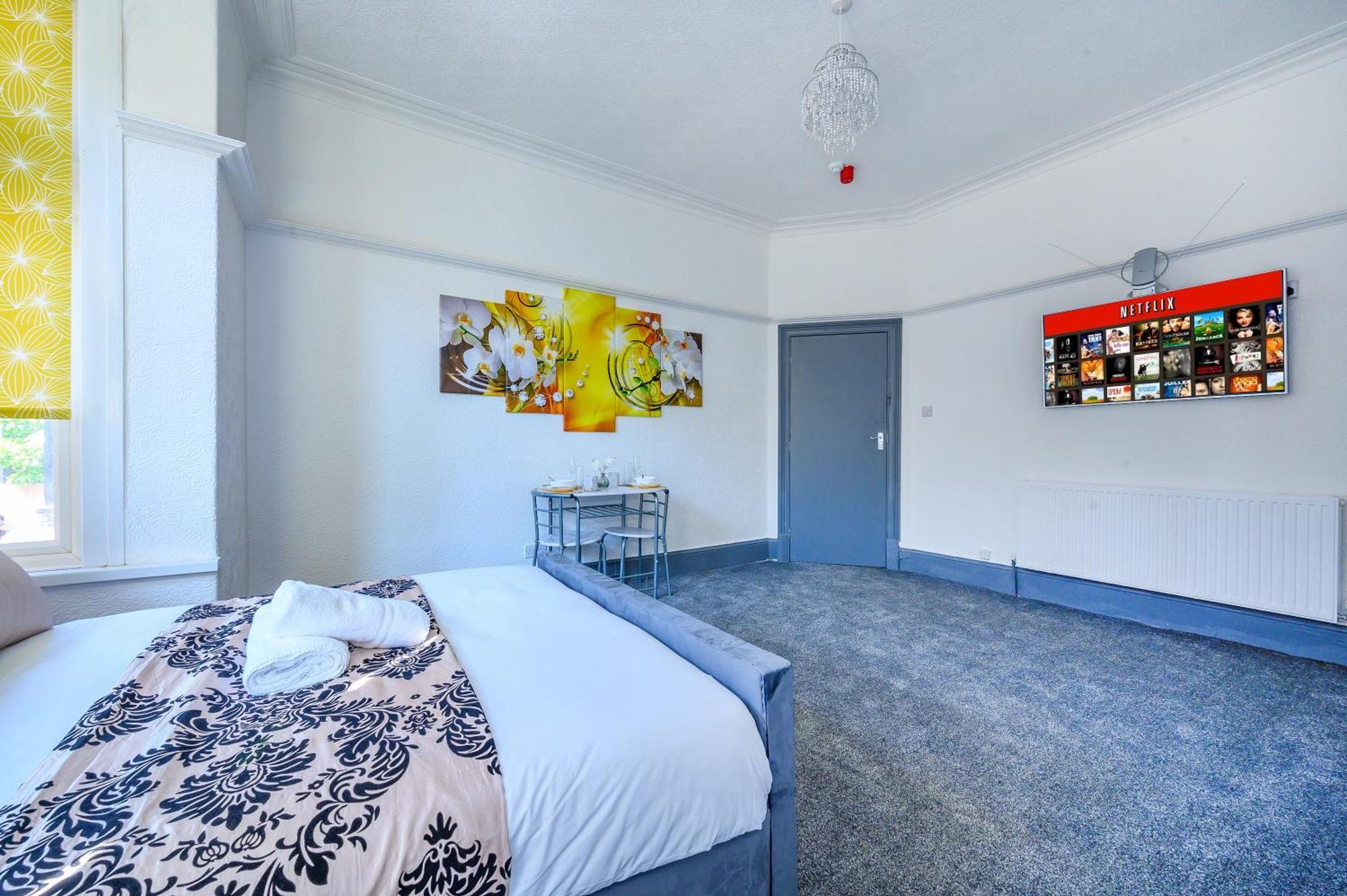 -Rf7H- For Your Relaxed & Cosy Free Parking Leeds  Extérieur photo