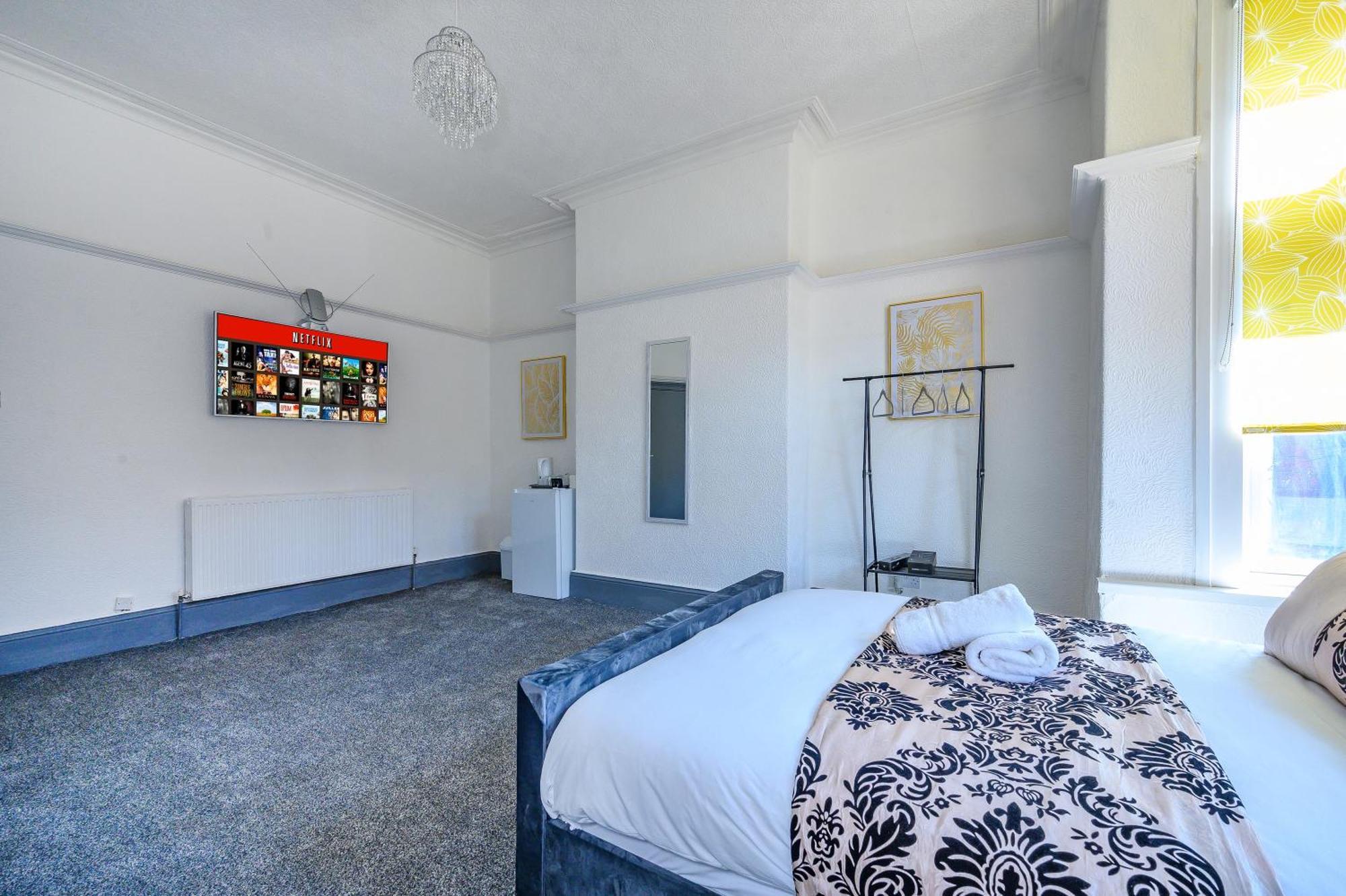 -Rf7H- For Your Relaxed & Cosy Free Parking Leeds  Extérieur photo